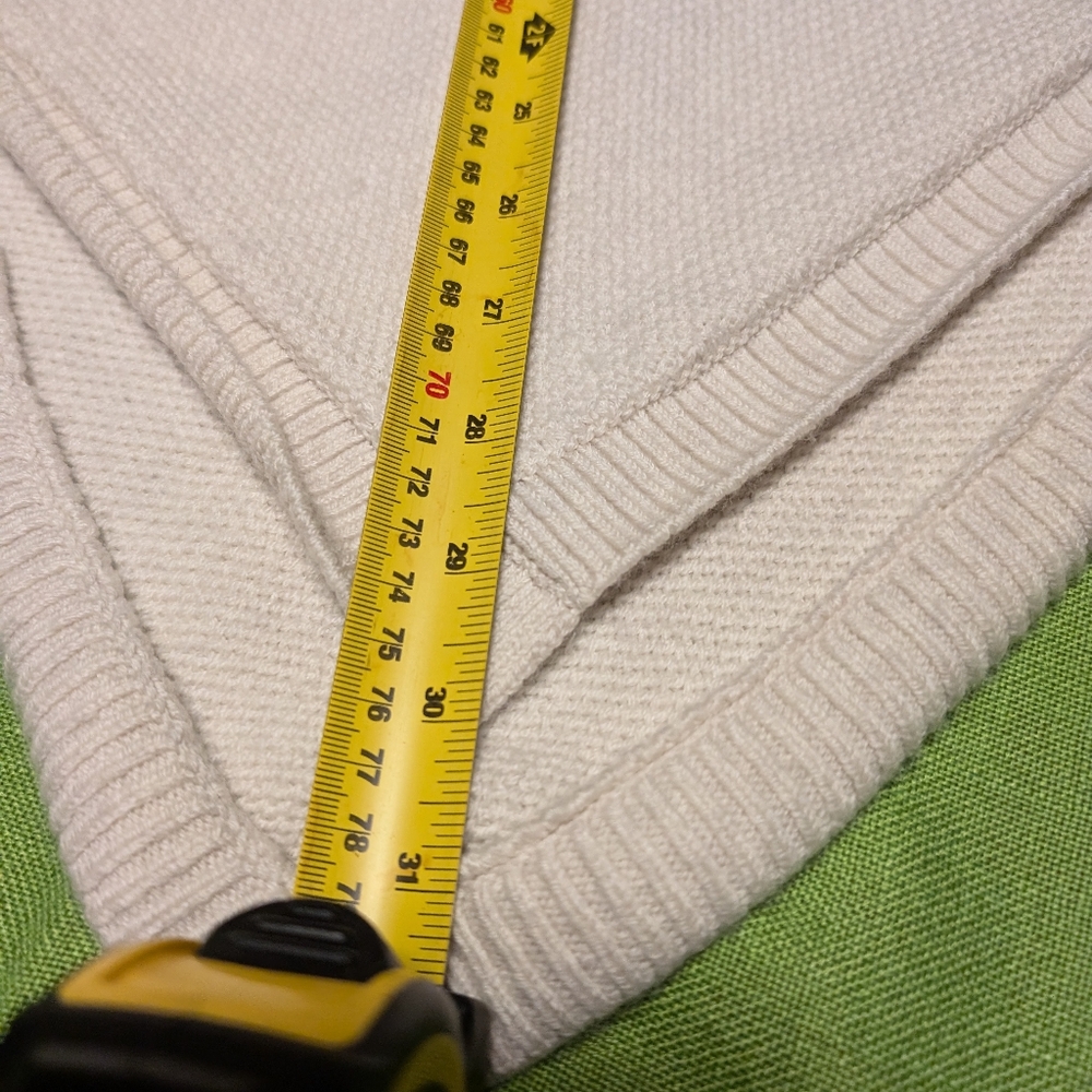 Lululemon asymmetrical zip poncho in cream,one size. - Picture 9 of 9